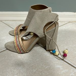 Express Pom Pom heels